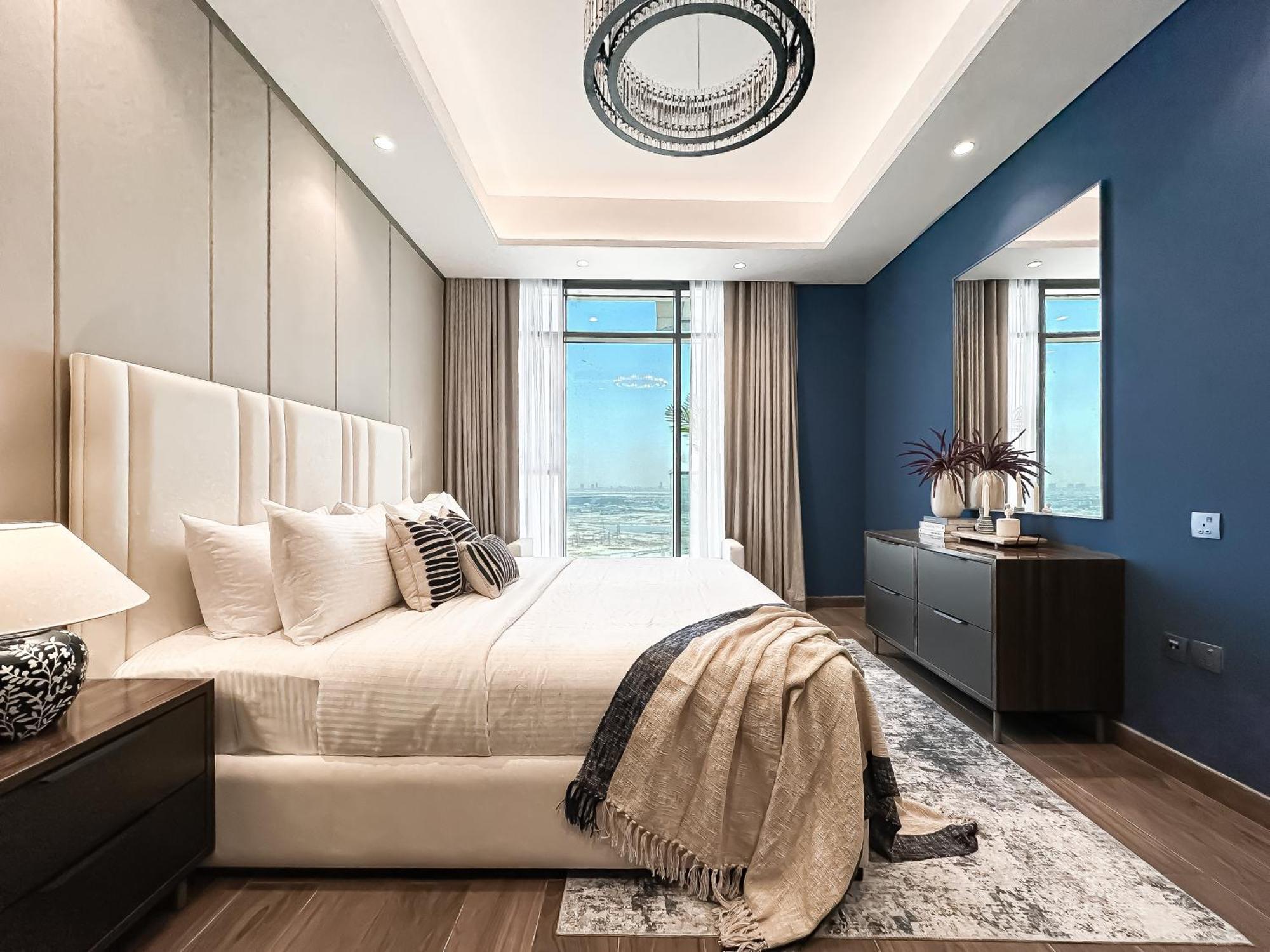 Trophy-luxe Living In A Blue-hued Haven * Dubai