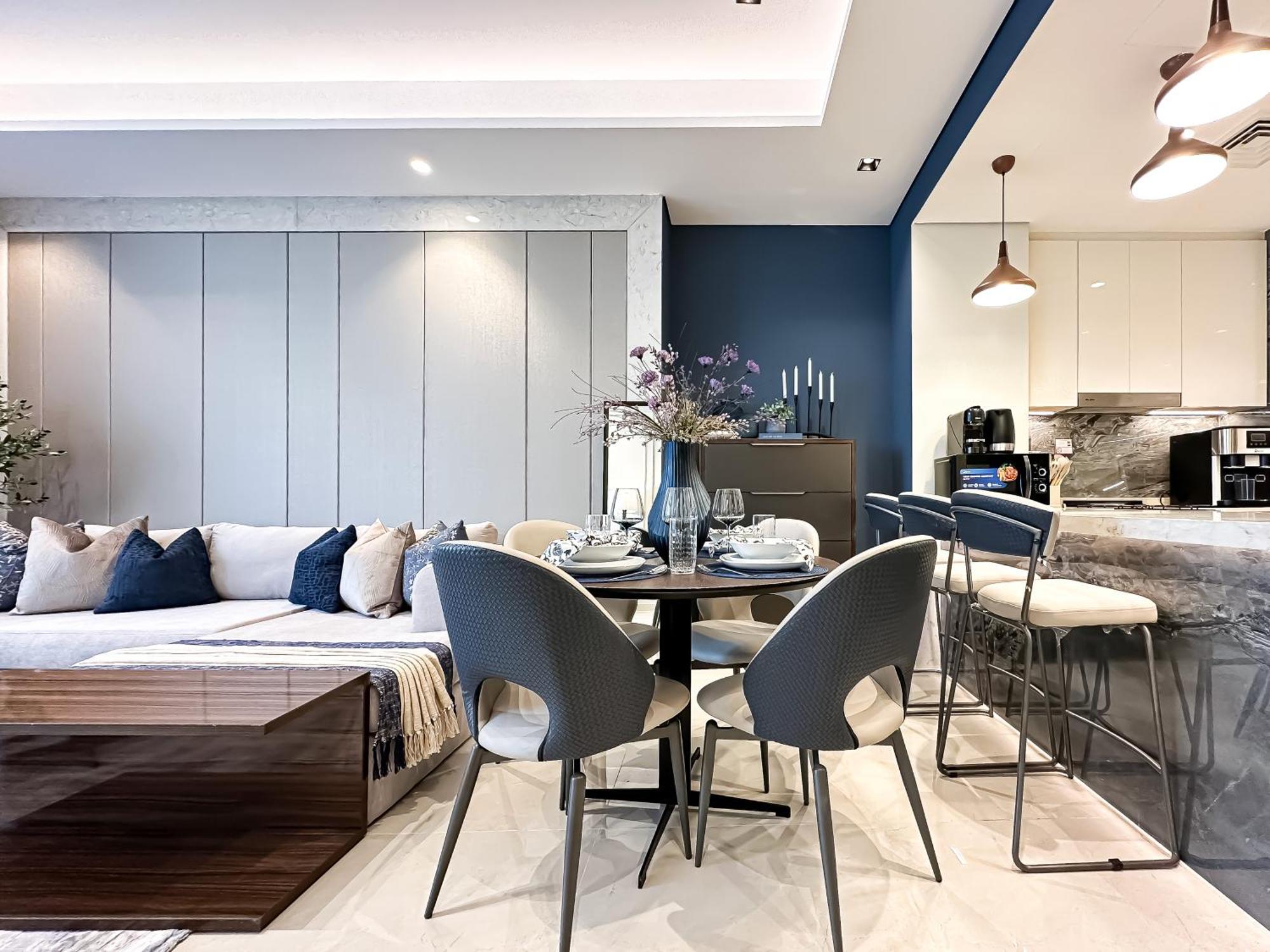 Trophy-luxe Living In A Blue-hued Haven